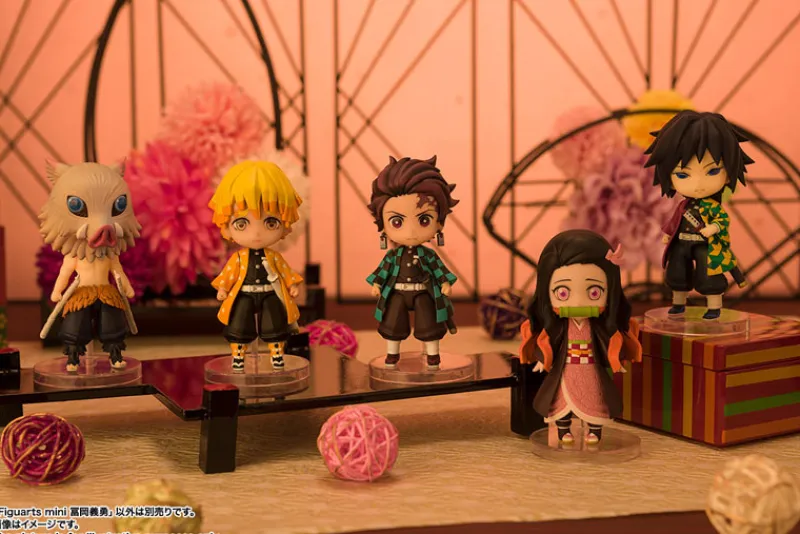 Sale Bandai Spirits Figuarts mini Giyu Tomioka "Demon Slayer: Kimetsu no Yaiba"