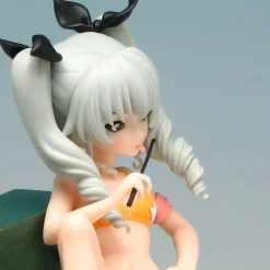 Hot Platz Girls und Panzer 1/10 Anchovy -Swimsuit ver.- Girls und Panzer 10th Anniversary Special Edition desu! Resin Kit