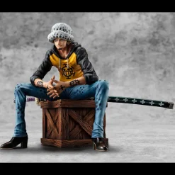 MegaHouse One Piece - Trafalgar Law - Portrait of Pirates 