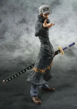 Discount MegaHouse Trafalgar Law | Timeskip