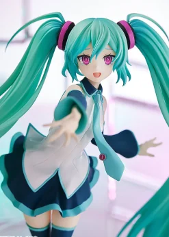 Good Smile Company Vocaloid - Hatsune Miku - Pop Up Parade - Because You’re Here Ver., L